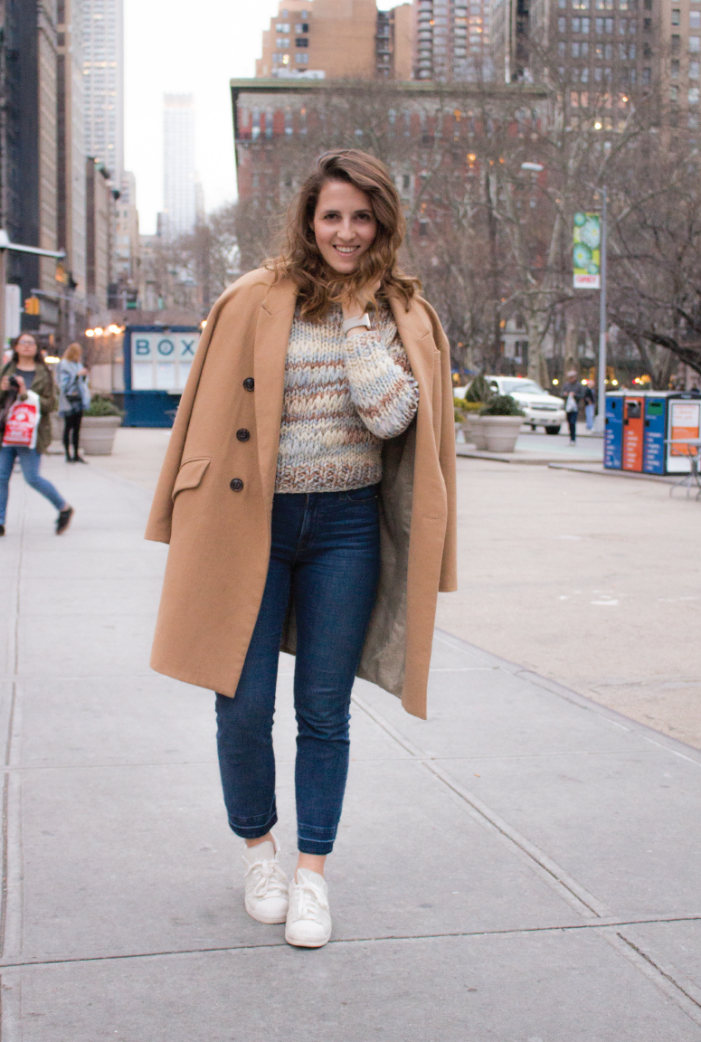 handmade-knit, chloe-inspired-knit, chloe-girls, camel-coat, banana-republic-camel-coat, flatiron-sightseeing